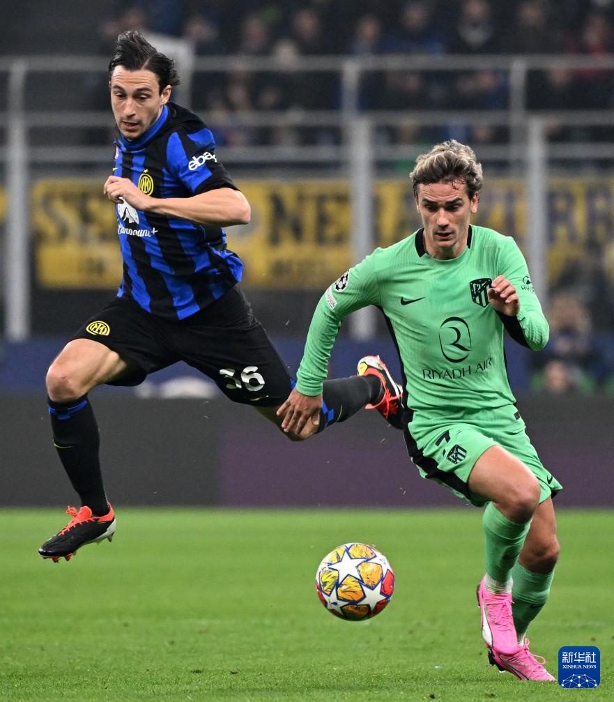 后腰未前顶 后腰未前顶